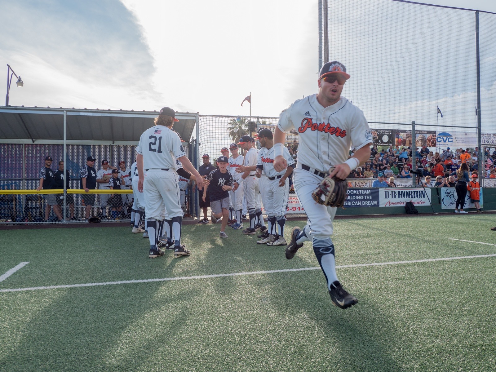 The Official site of the Lincoln Potters News